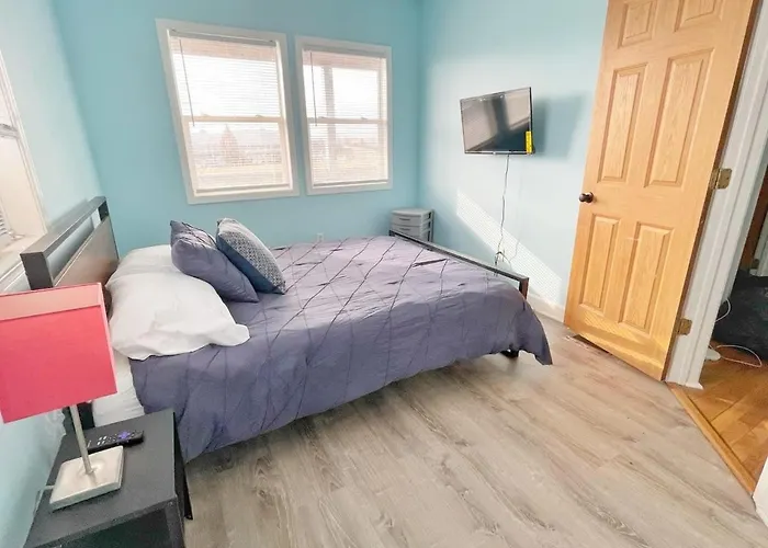 Housepitality - The Bliss - Large House Holiday home Columbus